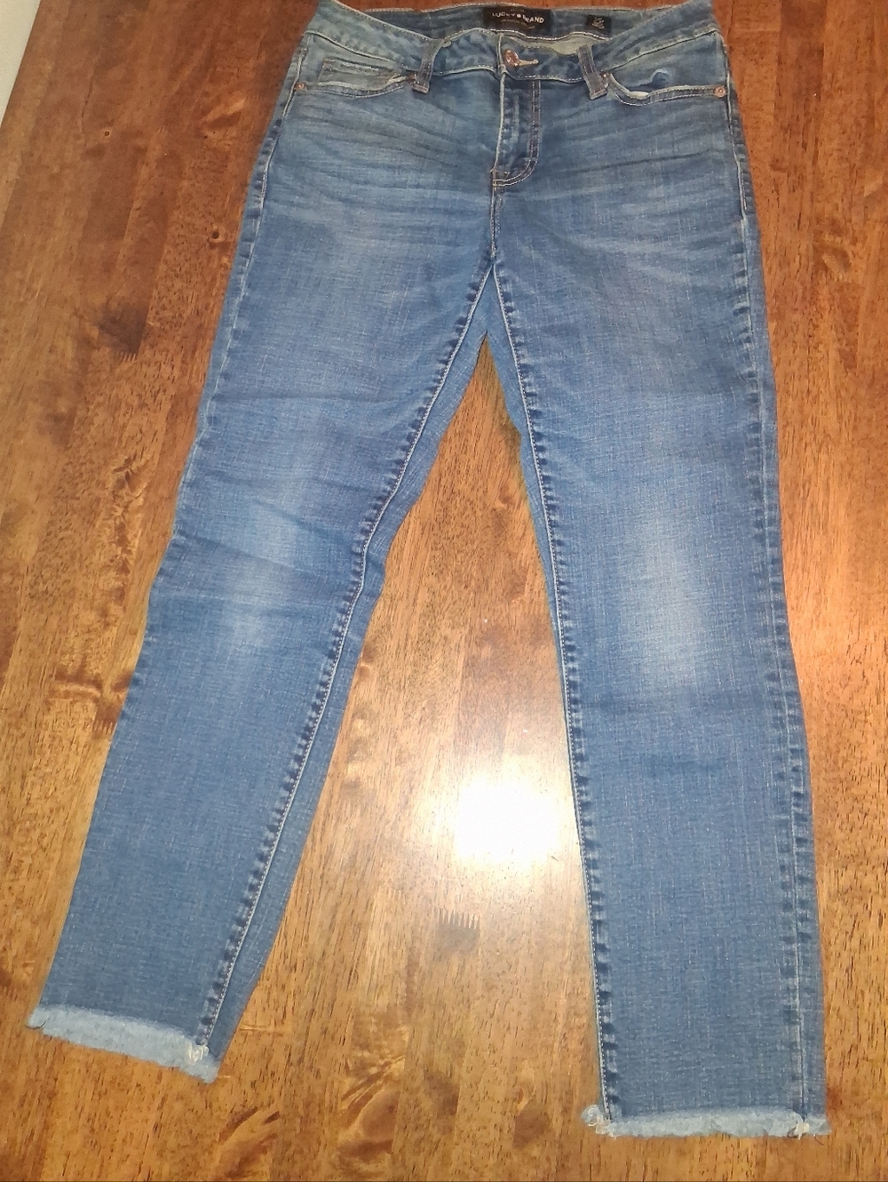 Lucky Brand Ankle Cheville Medium Wasg Freyed Hem Jeans 4/27